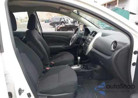 2017 Nissan Versa 1.6 Sv z USA, uszkodzony, nr VIN 3N1CN7AP6HK437236